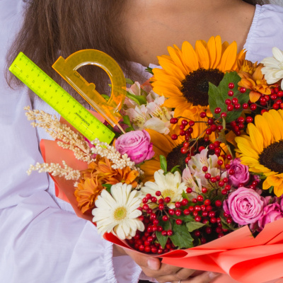 Школьный букет с подсолнухами "Дары осени" N 37964