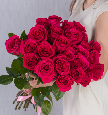 Букет из 25 розовых роз с крупным бутоном 60 см, 7306