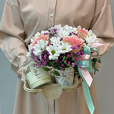 Сет "Ягодный раф" с цветочным стаканчиком и аромасвечой в банке 70399