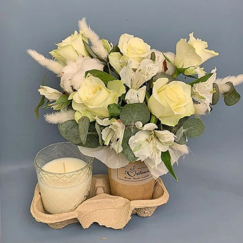 Сет "Ванильный". Набор стаканчик с цветами и аромасвечой в стаканчике арт. 70346