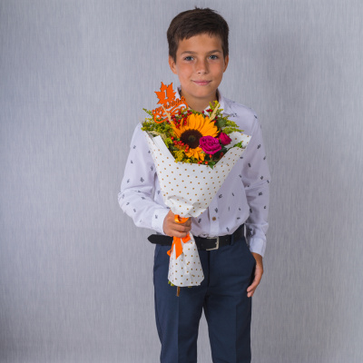 Школьный букет с подсолнухом "Аромат осени" N 37967