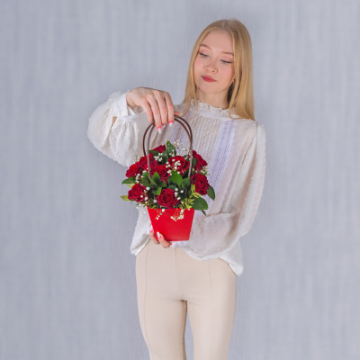 Сумочка с кенийскими розами N 38180-Кр